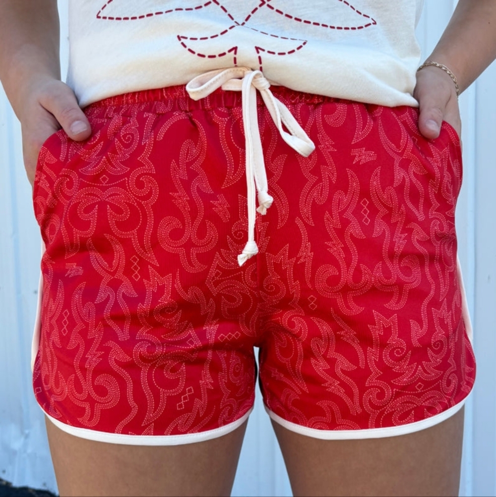 NWT Sterling Kreek Red Boot Stitch Patterned Women's Shorts